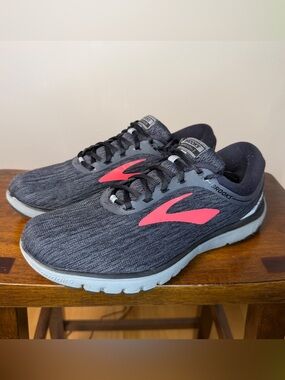 Brooks PureFlow 7 Women’s Size 10.5 B Running Shoes Black Ebony Teaberry